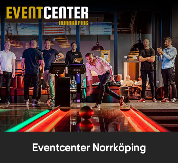 Person som bowlar med publik i bakgrunden på Event Center Norrköping
