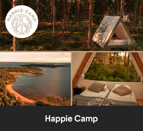 Tältboende i skogsmiljö med utsikt över hav och natur hos Happie Camp